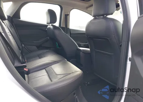 2015 Ford Focus Se из США, поврежденный, VIN 1FADP3F23FL377961